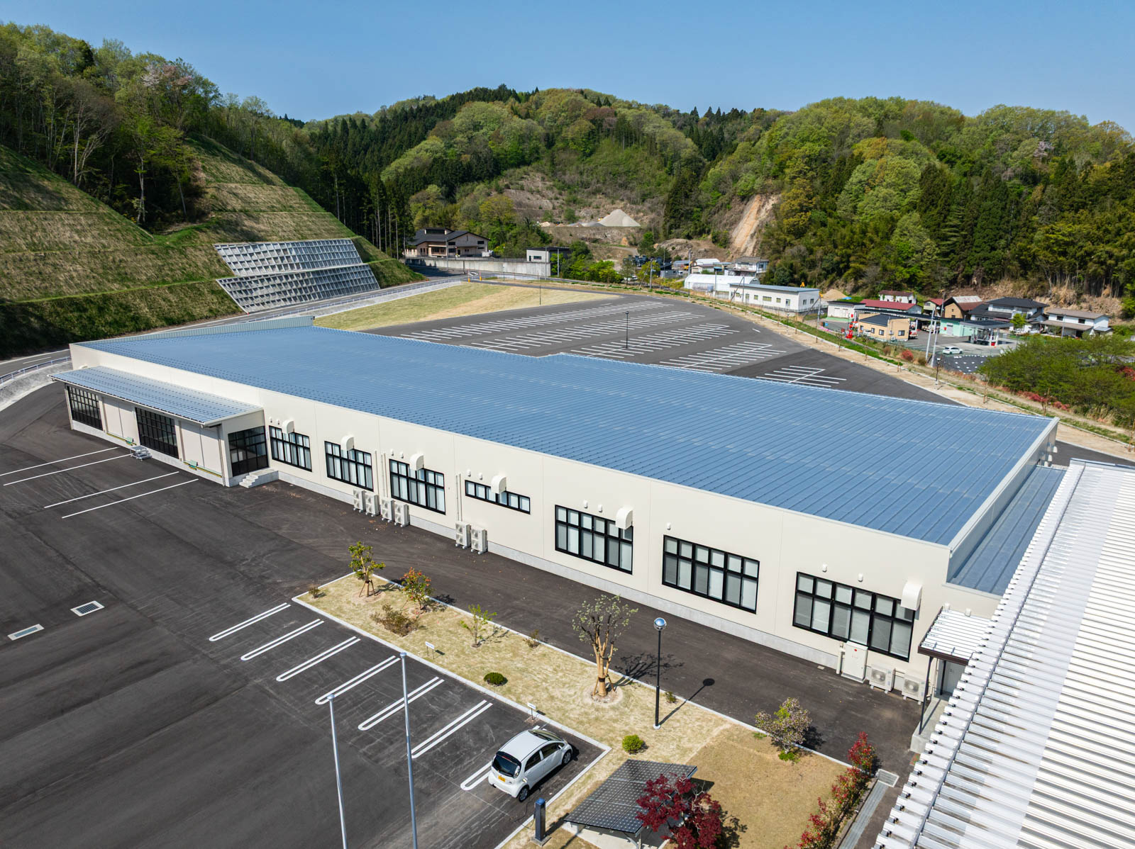 Exterior-2.JPG
