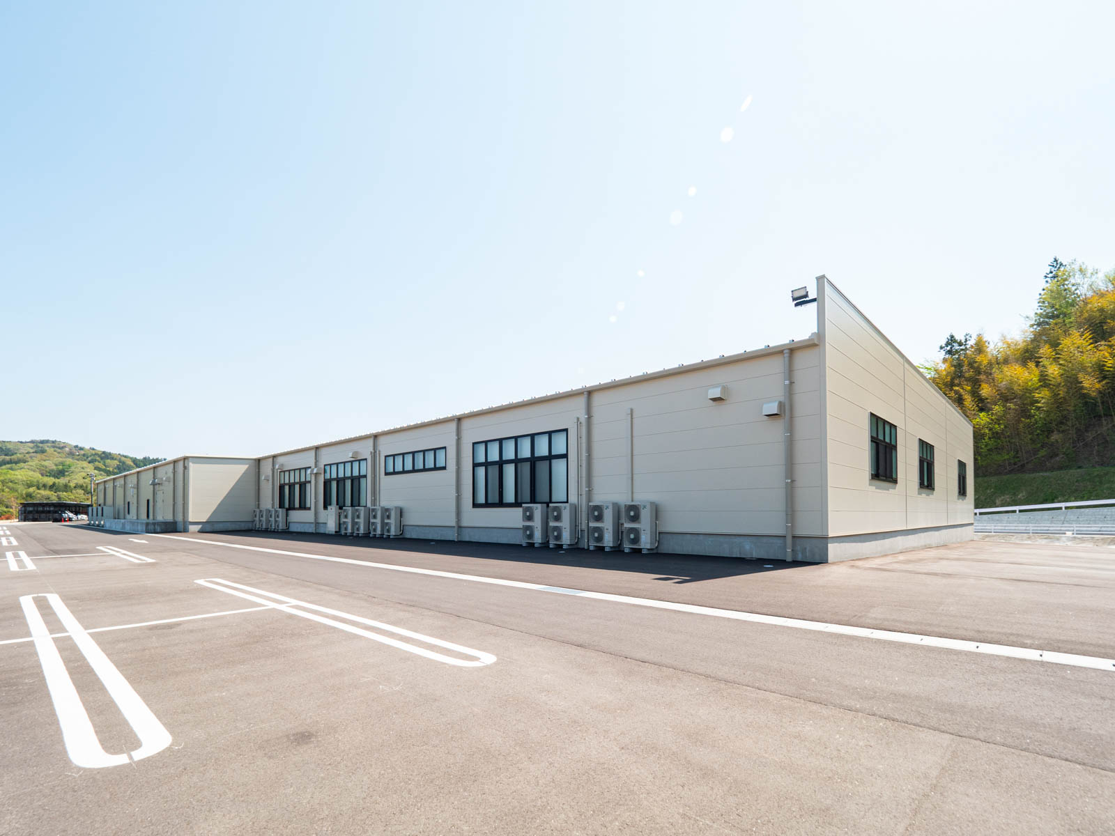 Exterior-5.JPG
