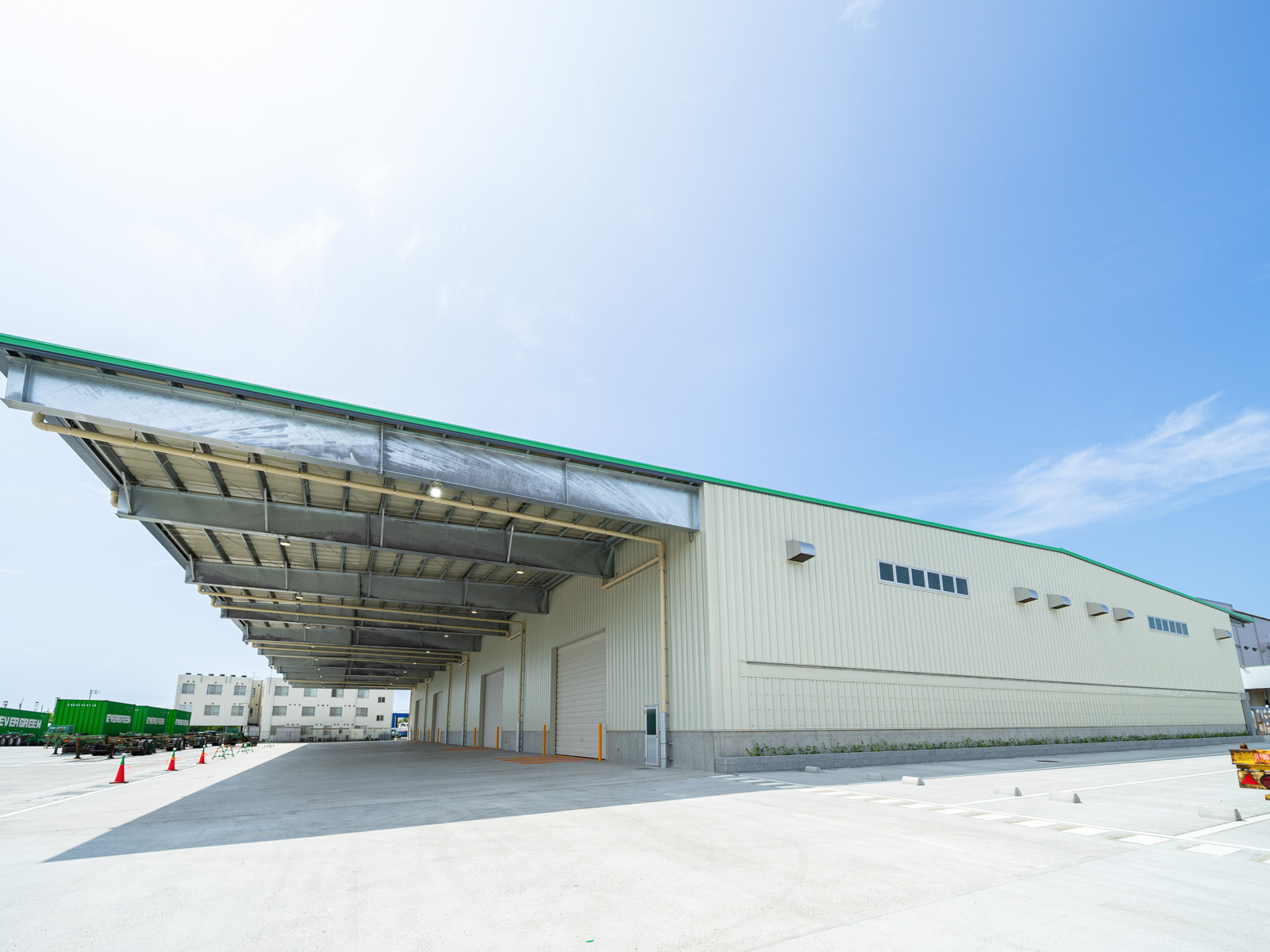 Exterior-5.JPG