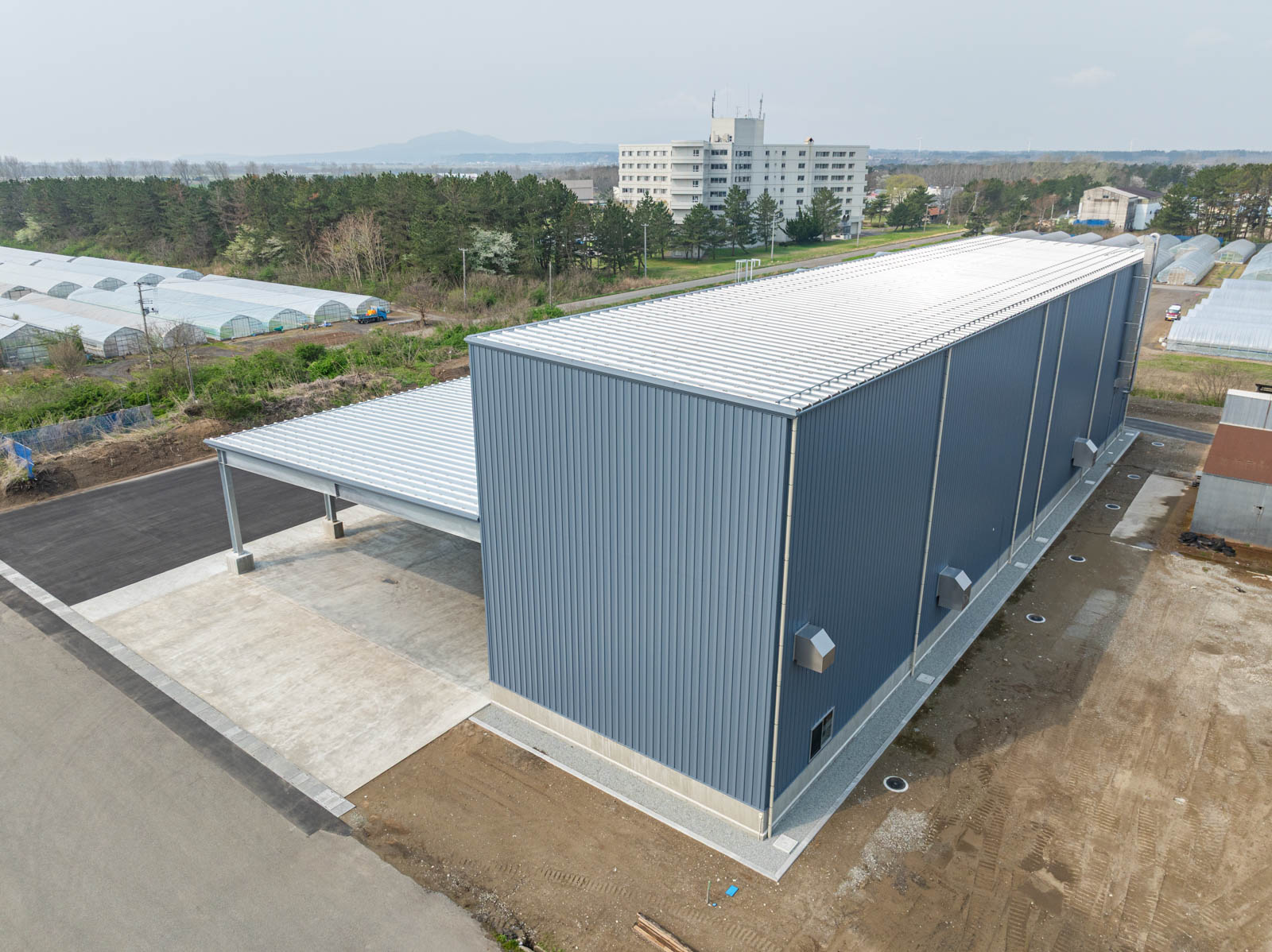 Exterior-3.JPG