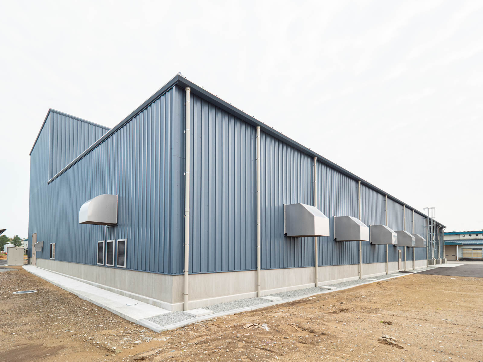 Exterior-5.JPG