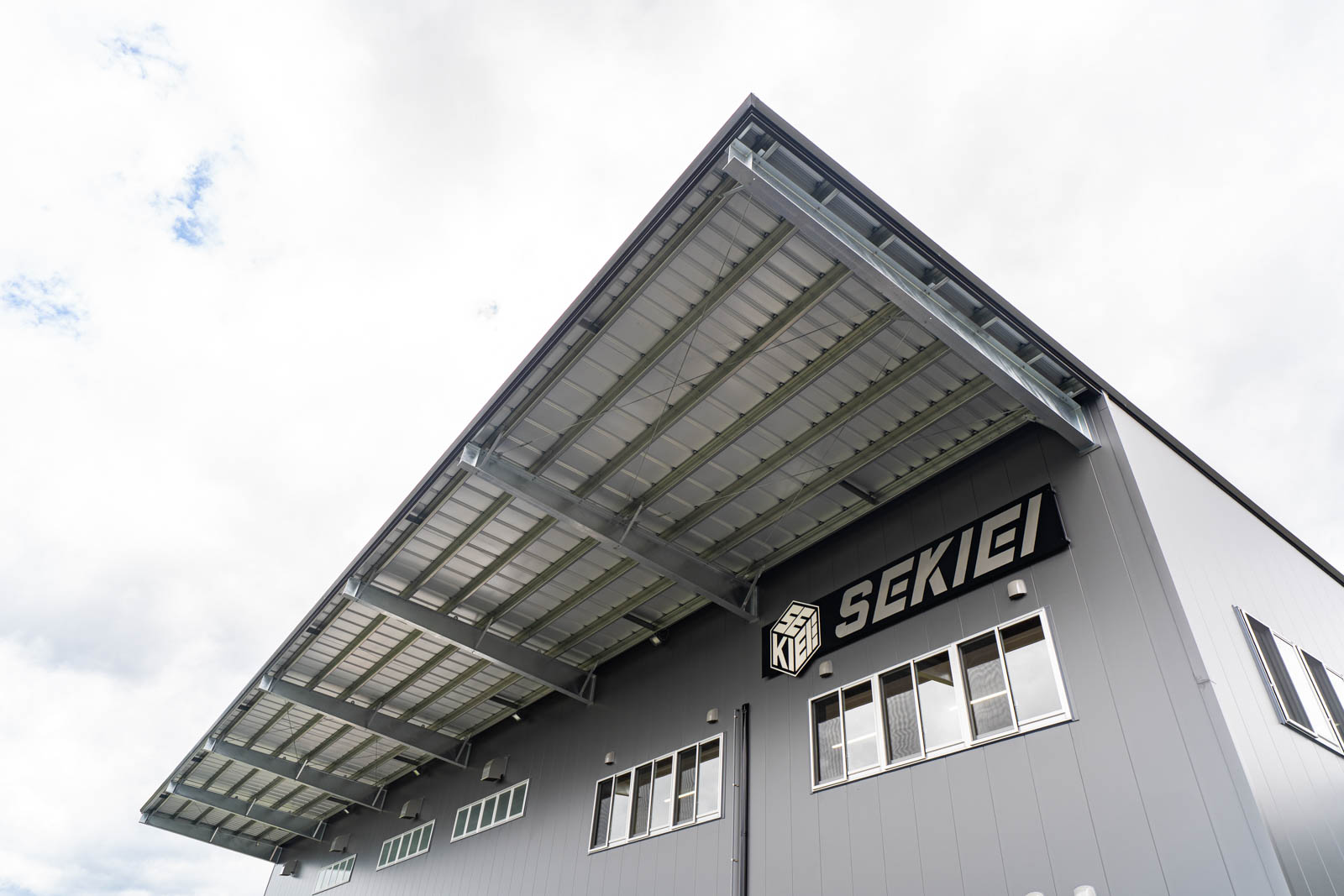 Exterior-5.JPG