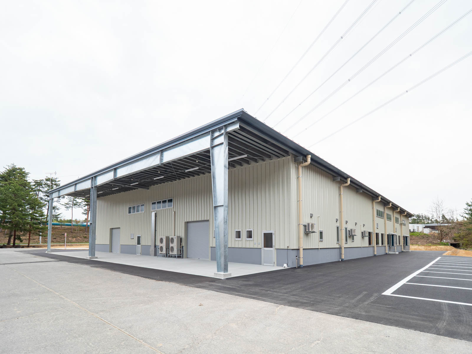 Exterior-5.JPG