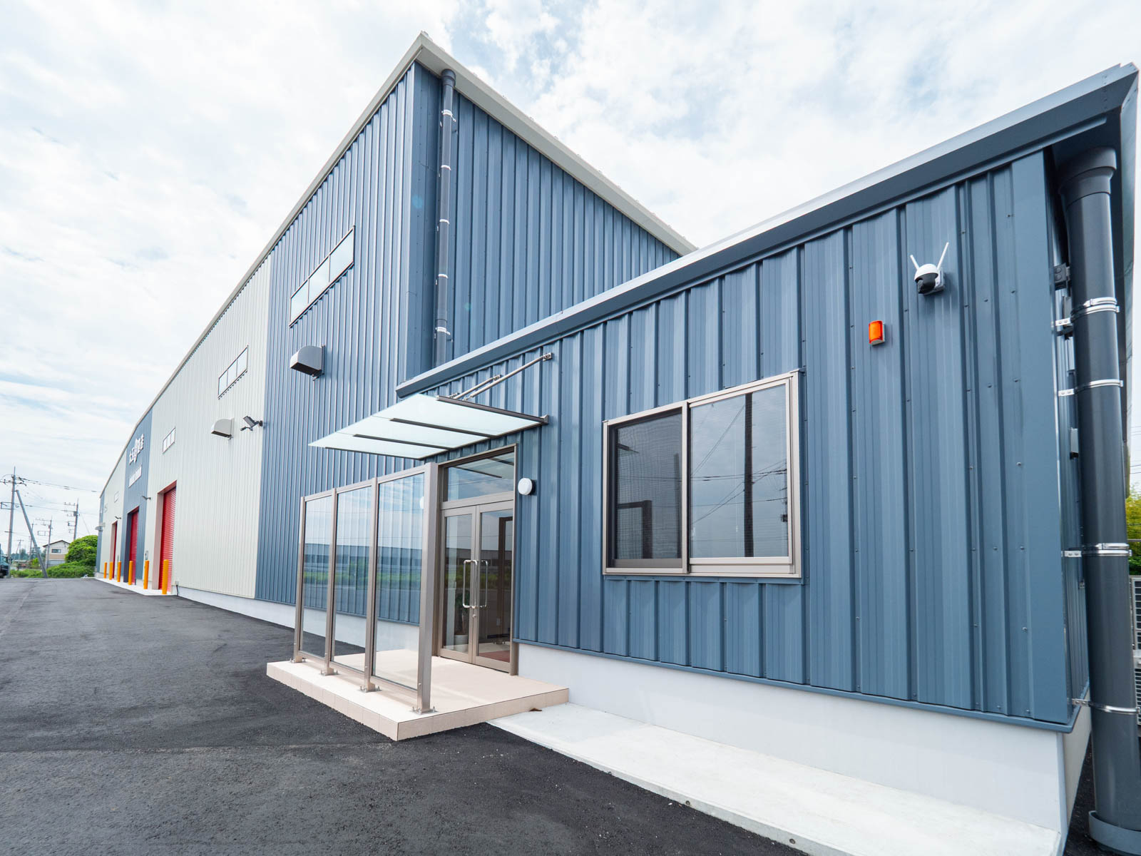 Exterior-5.JPG