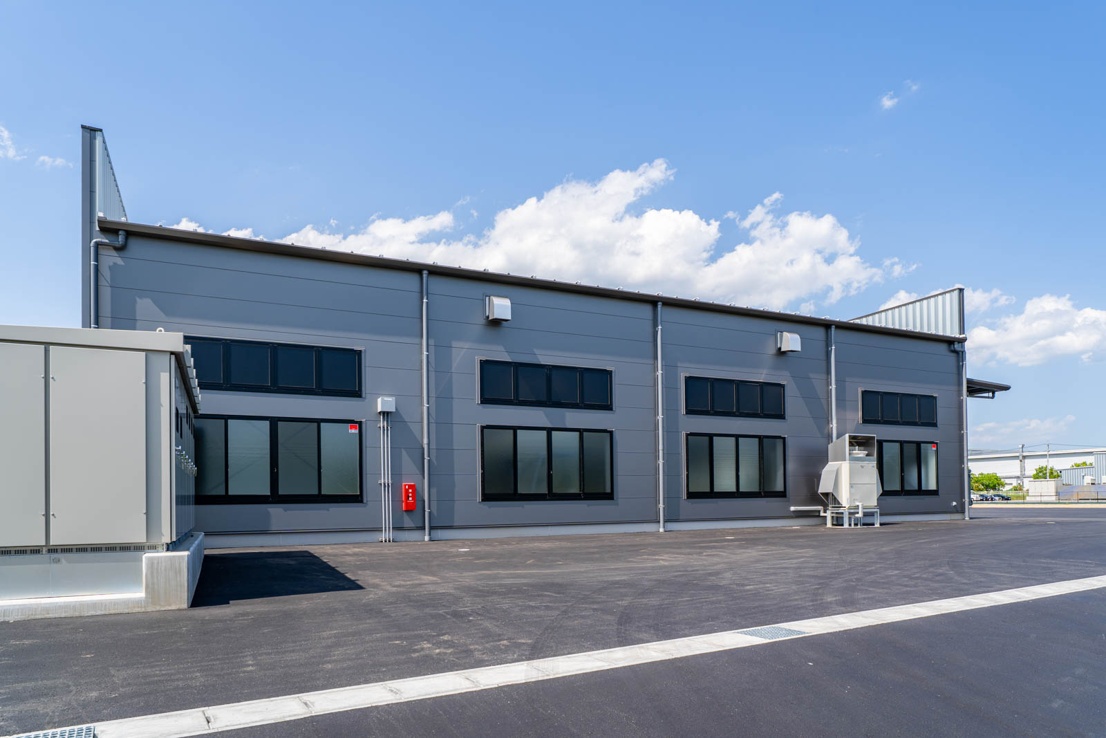 Exterior-5.JPG