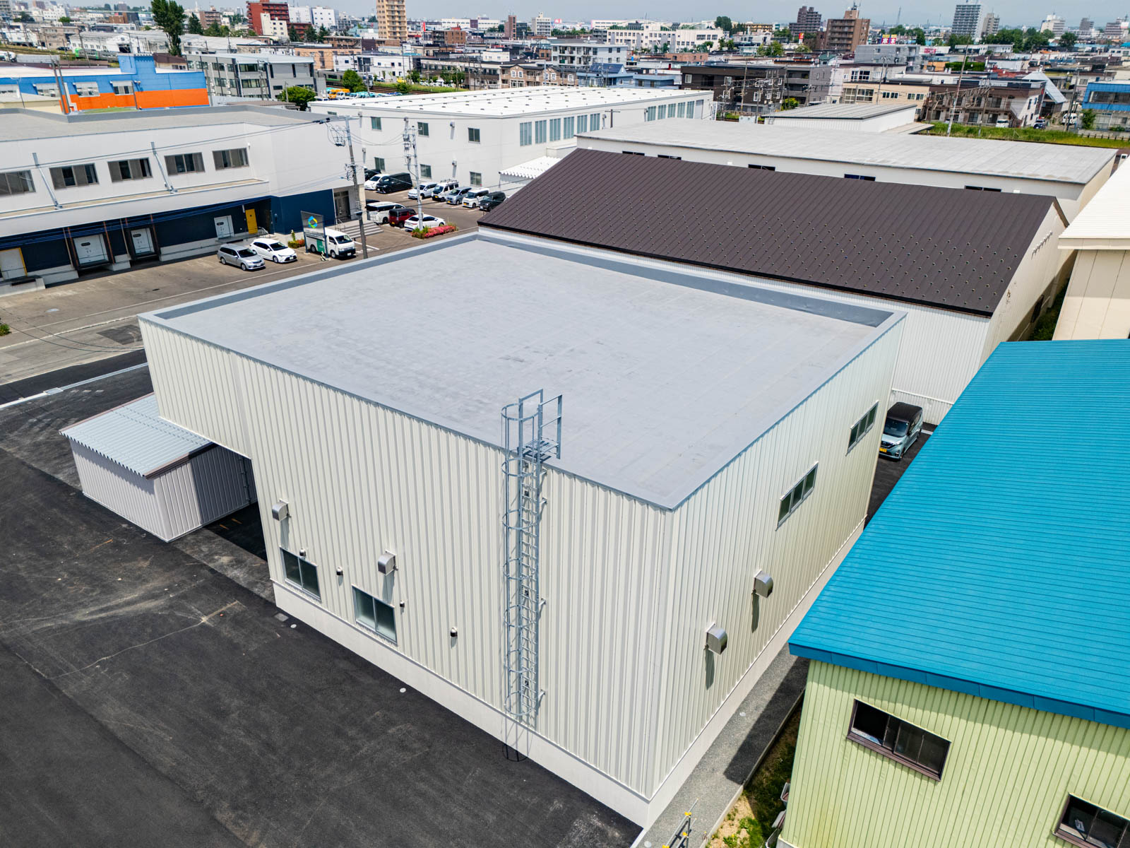 Exterior-2.JPG