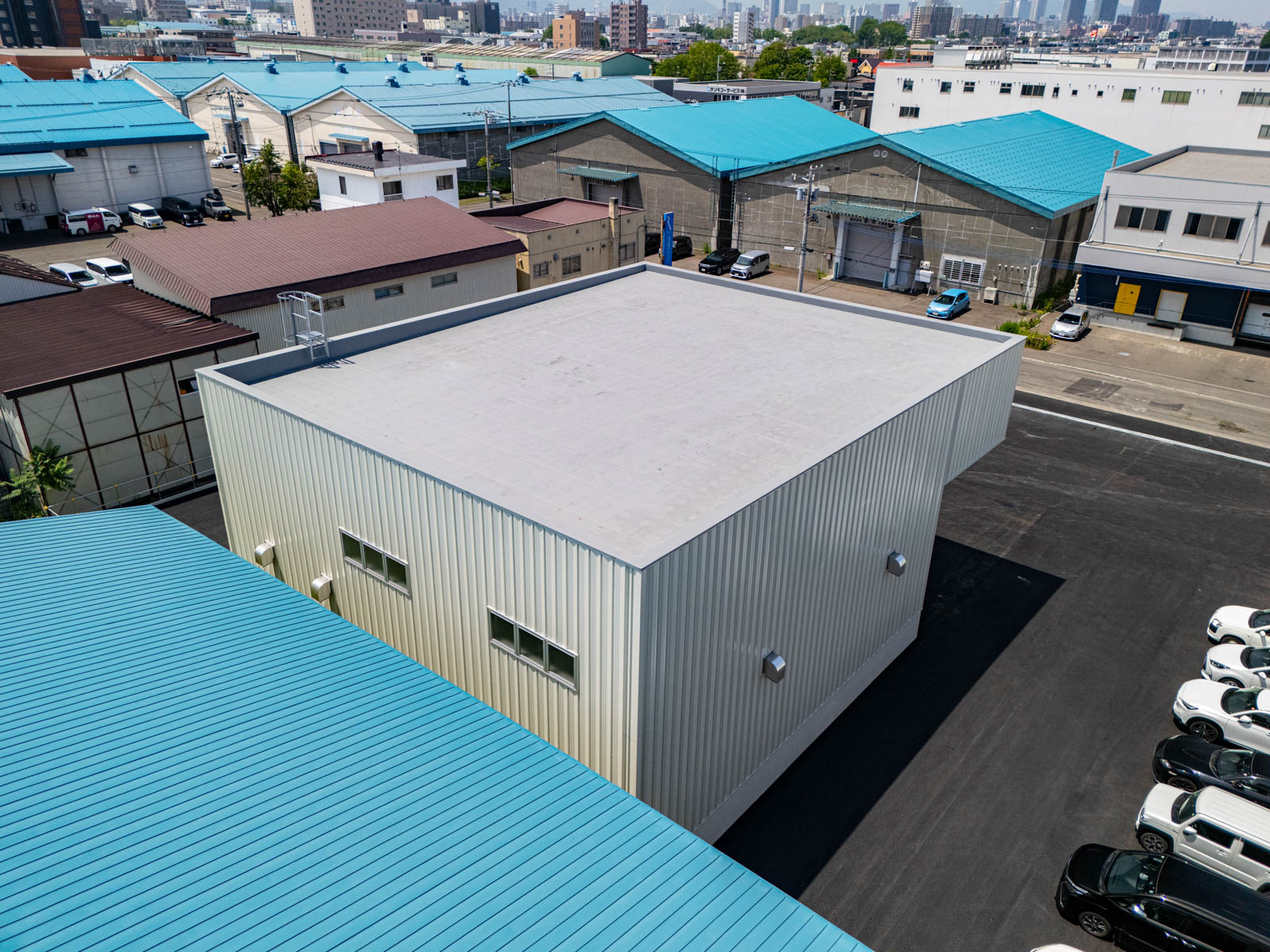 Exterior-3.JPG