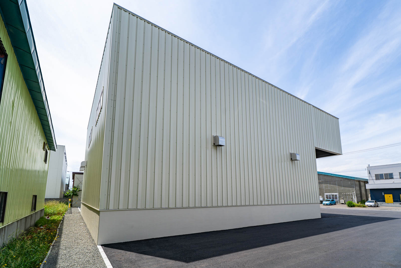 Exterior-5.JPG