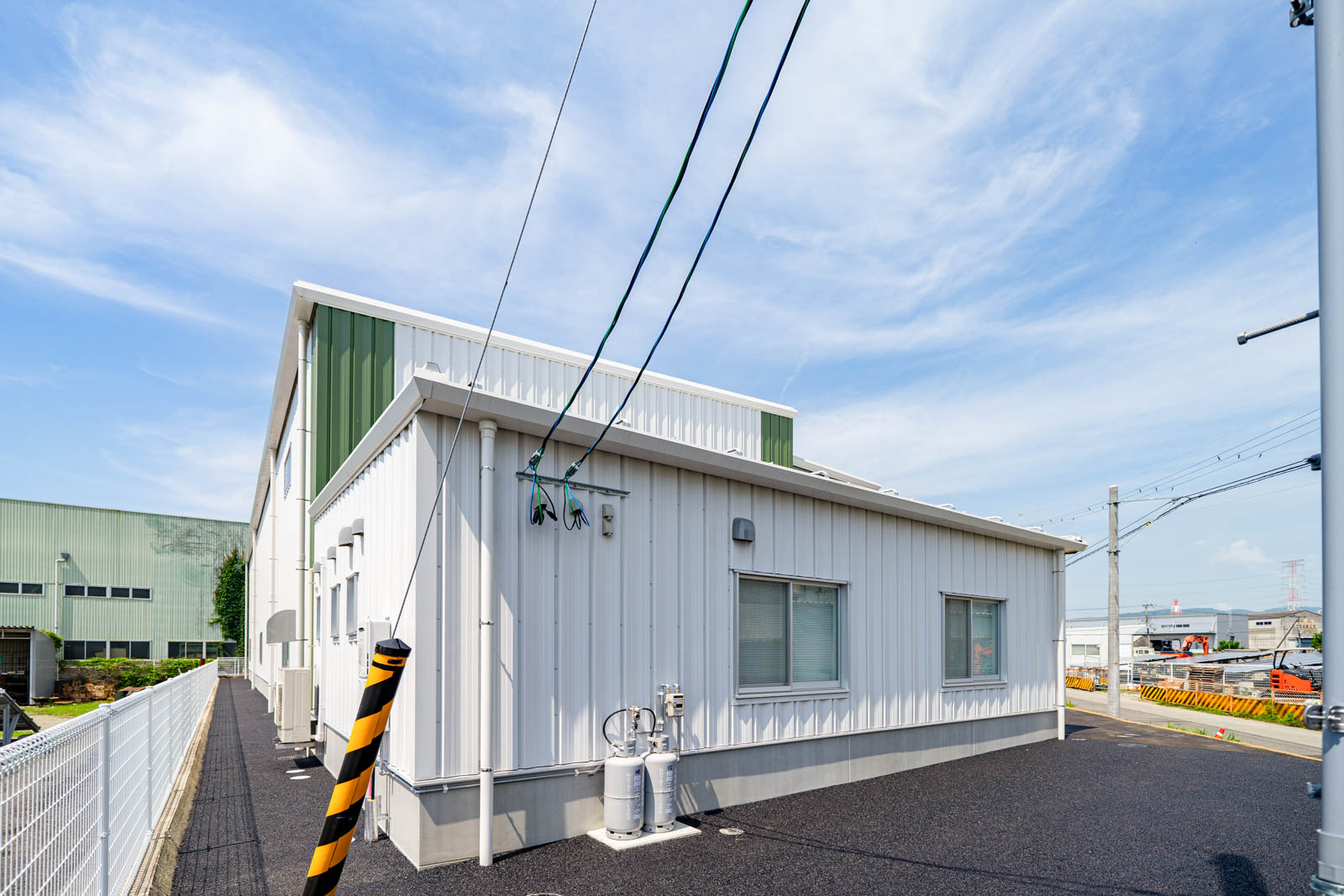 Exterior-5.JPG