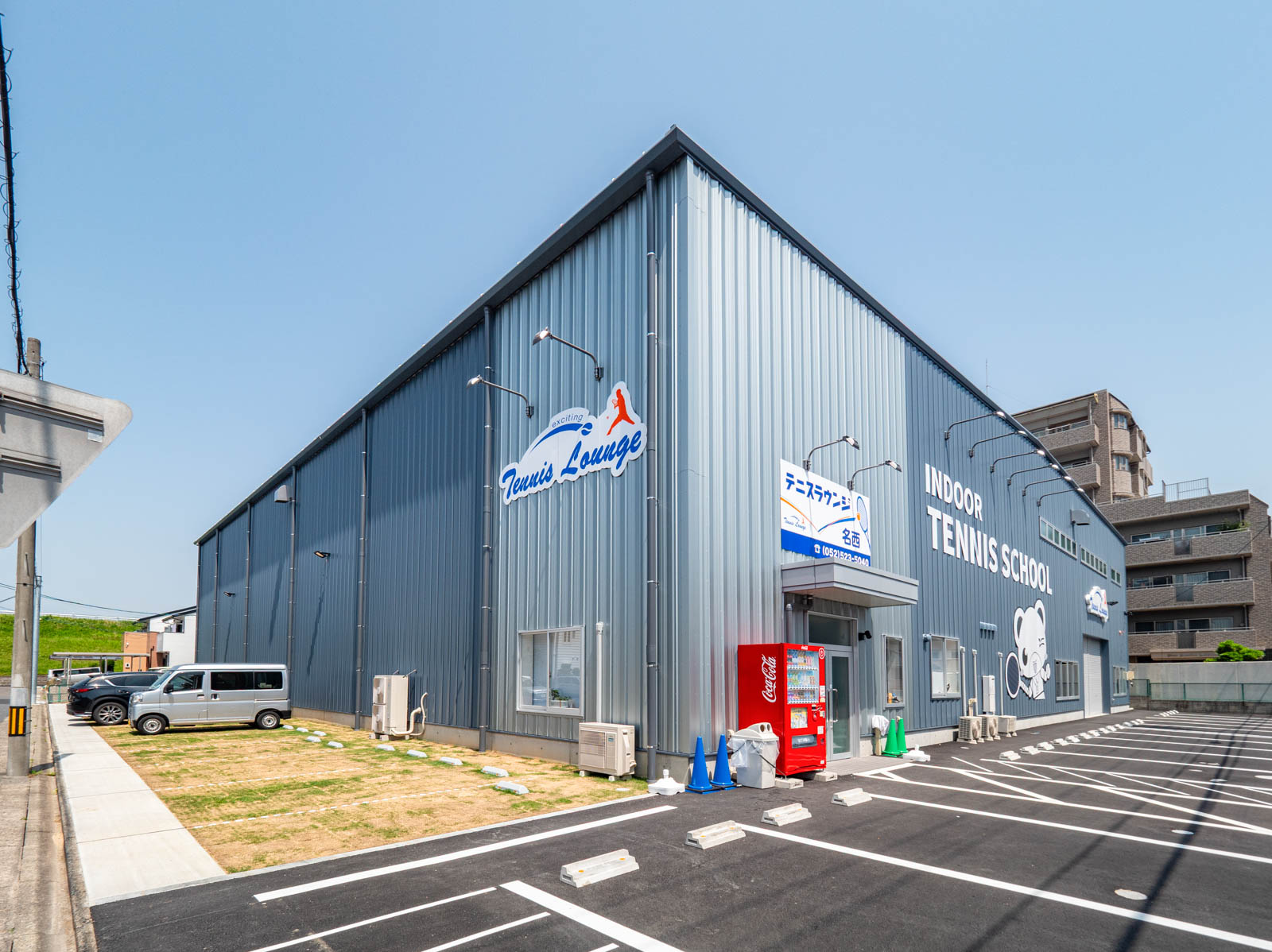 Exterior-5.JPG