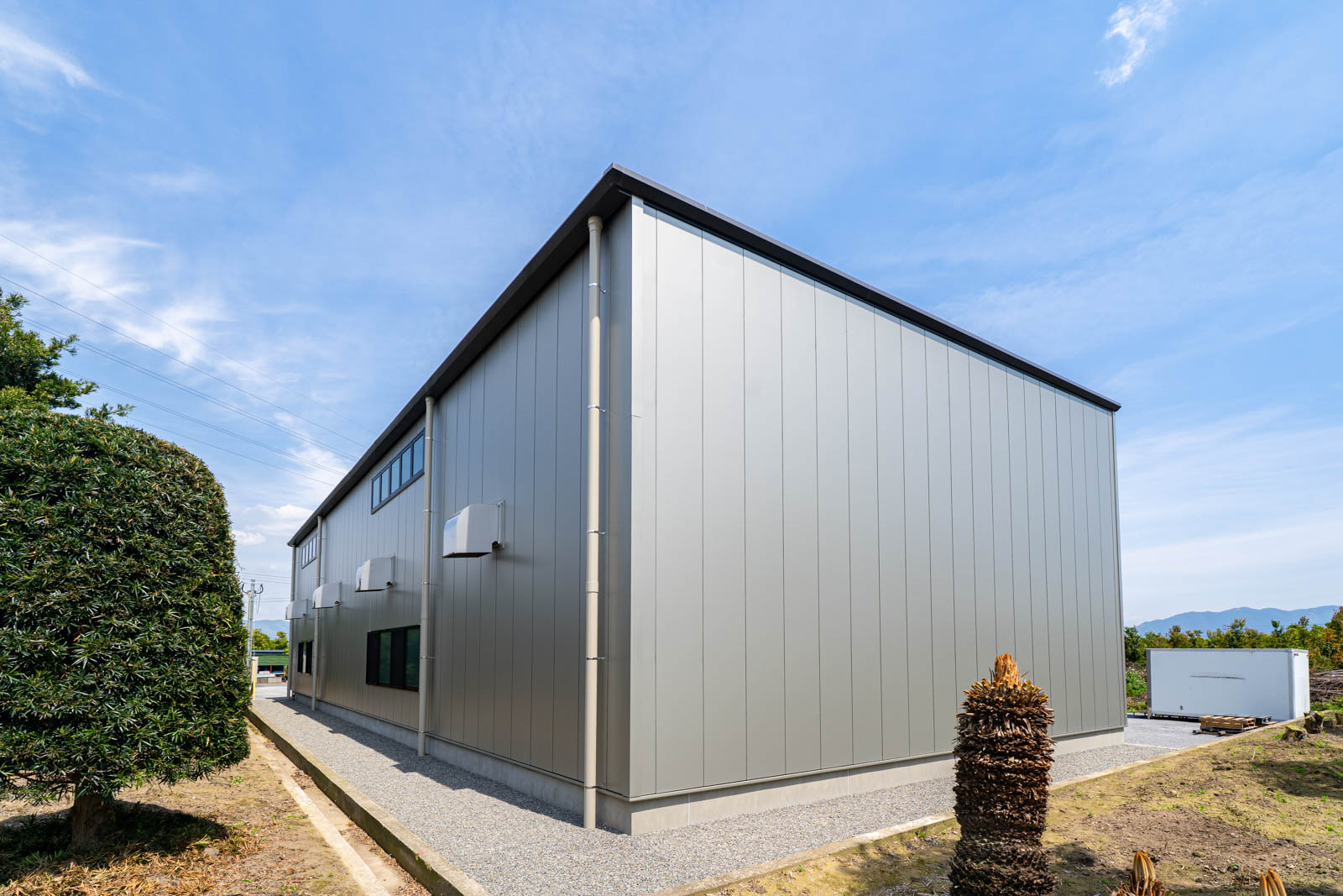 Exterior-5.JPG