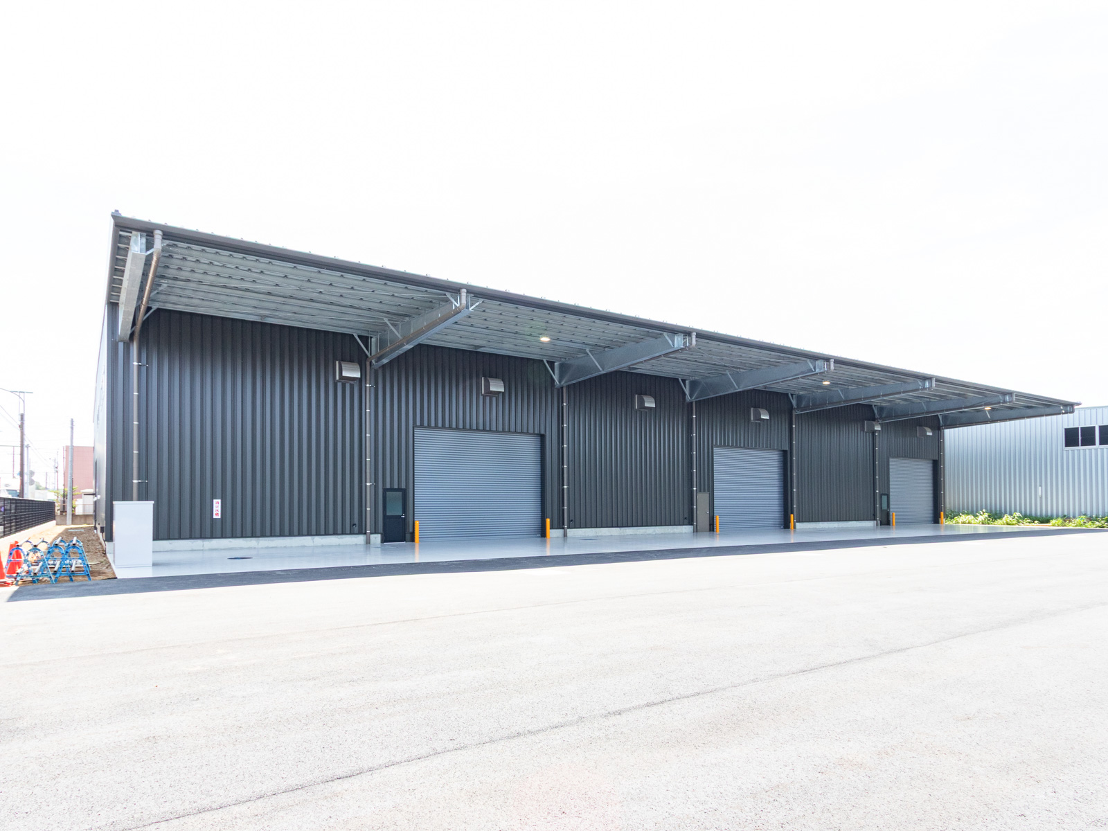 Exterior-4.JPG