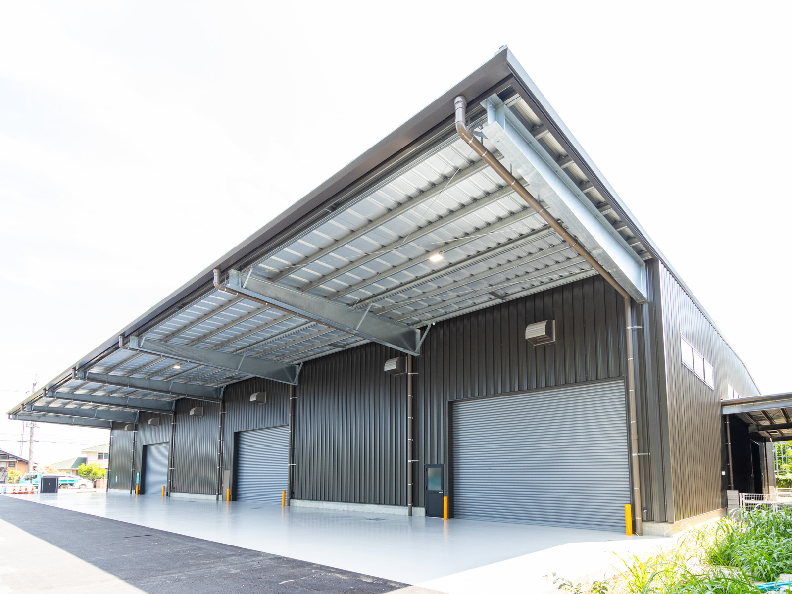 Exterior-5.JPG