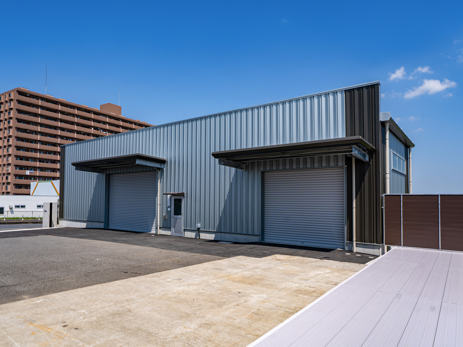 Exterior-5.JPG