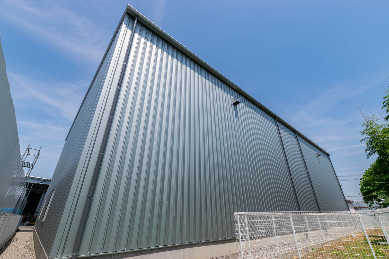 Exterior-5.JPG