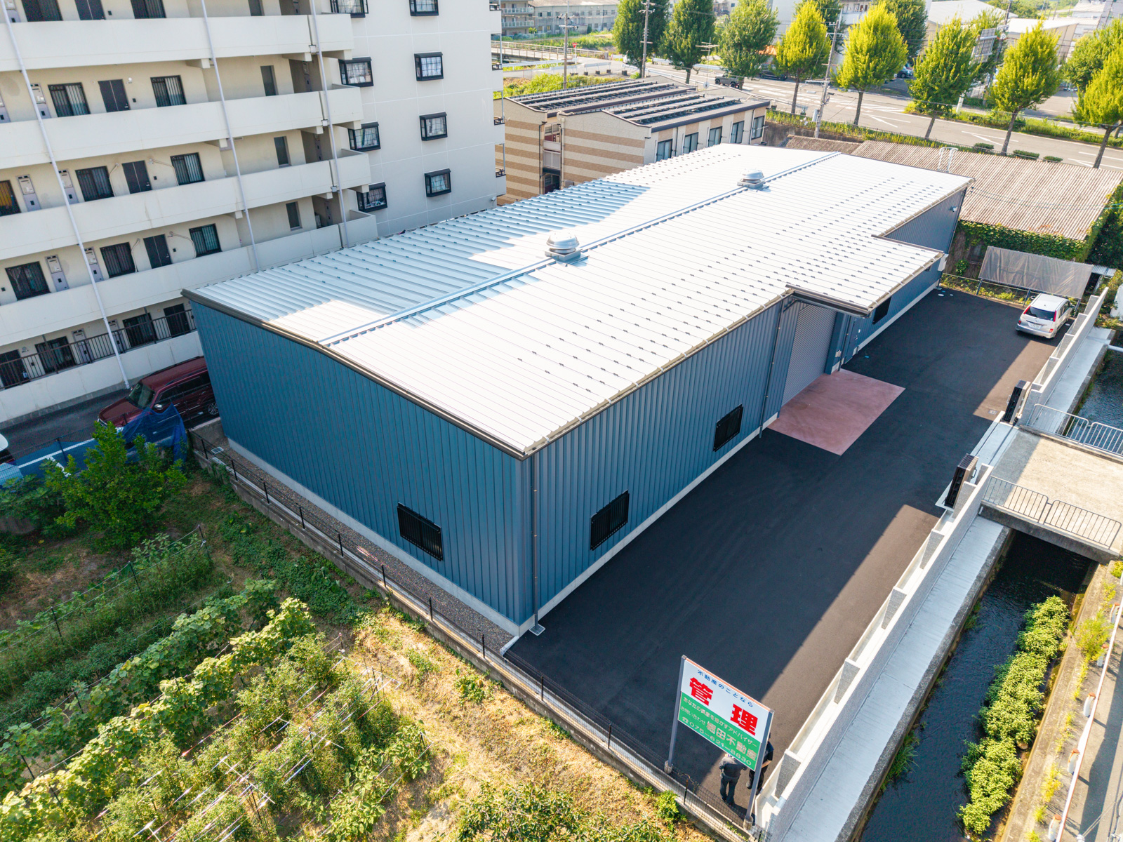 リフター株式会社 倉庫
