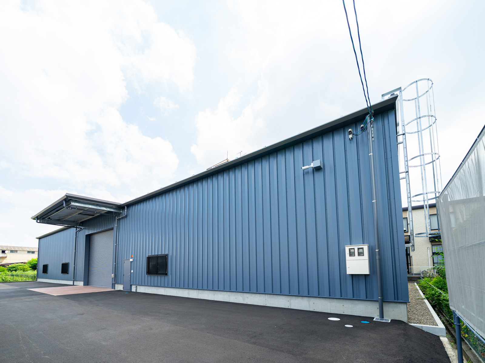 Exterior-3.JPG