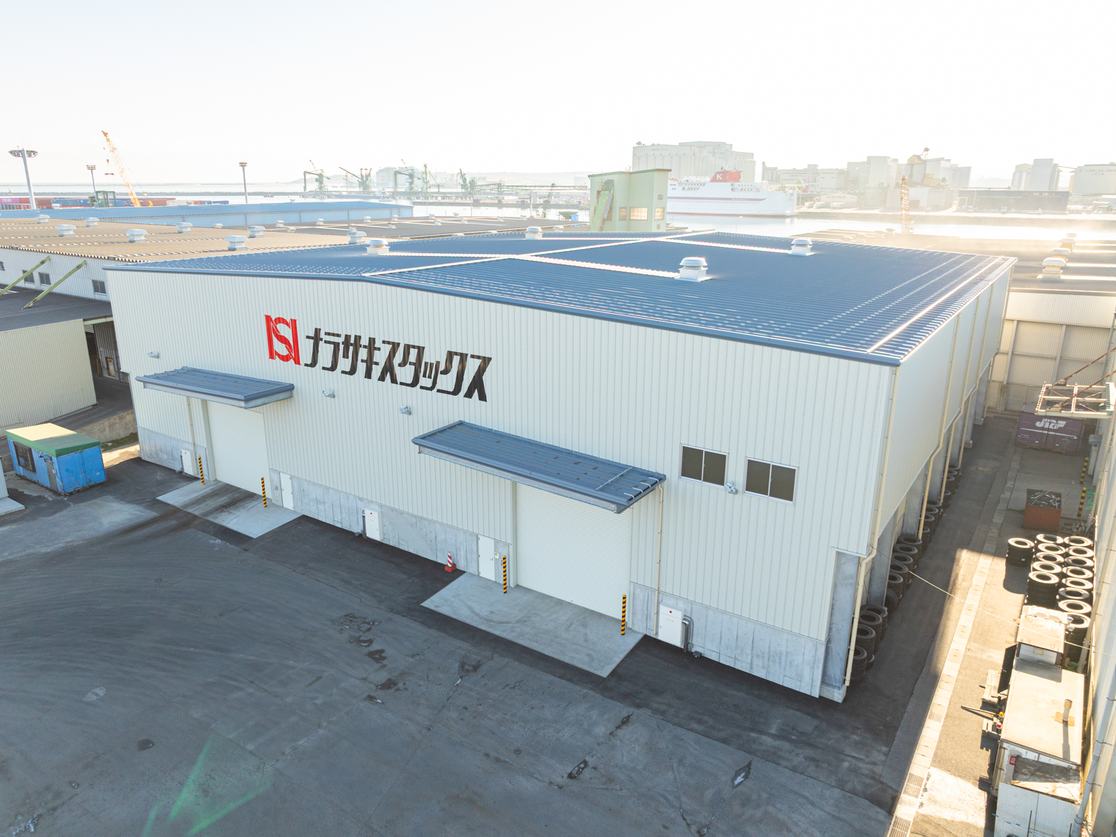 ナラサキスタックス株式会社 多目的倉庫 - システム建築実績No.1 横河ブリッジシステム建築