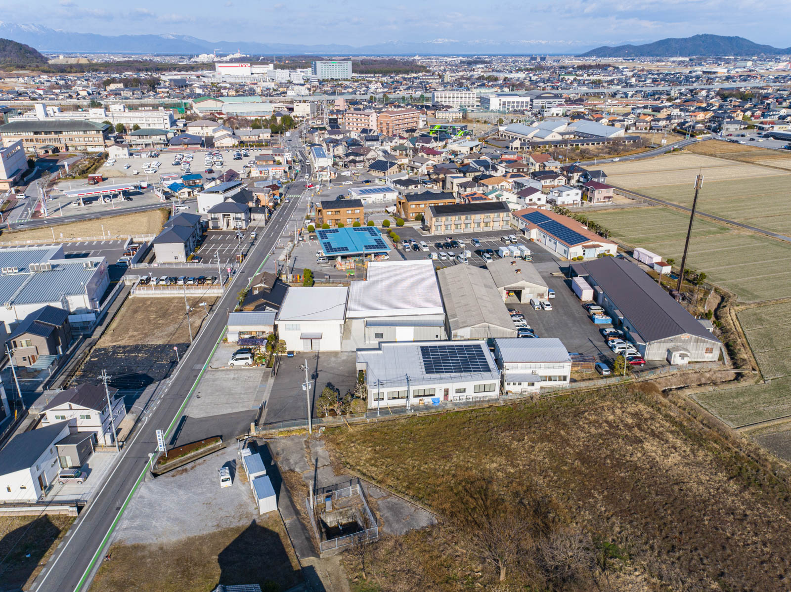 滋賀麻工業株式会社 本社工場新倉庫棟 - システム建築実績No.1 横河ブリッジシステム建築