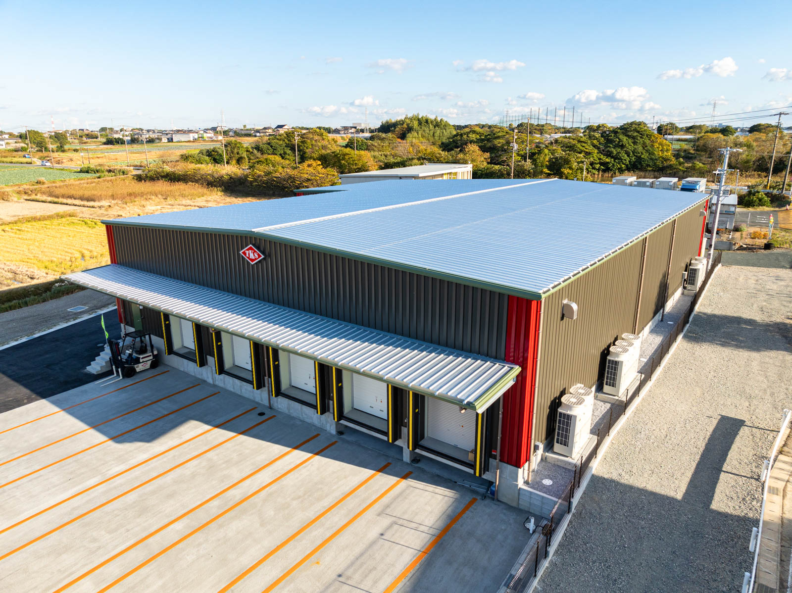 Exterior-1.JPG