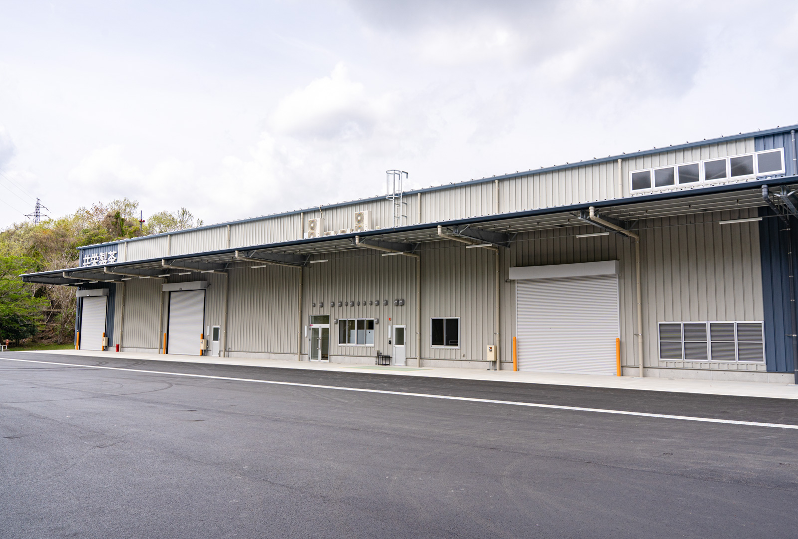 Exterior-5.JPG