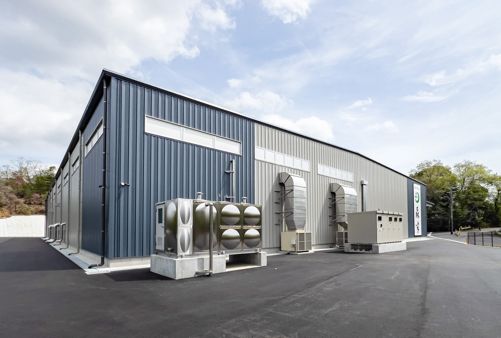 Exterior-5.JPG