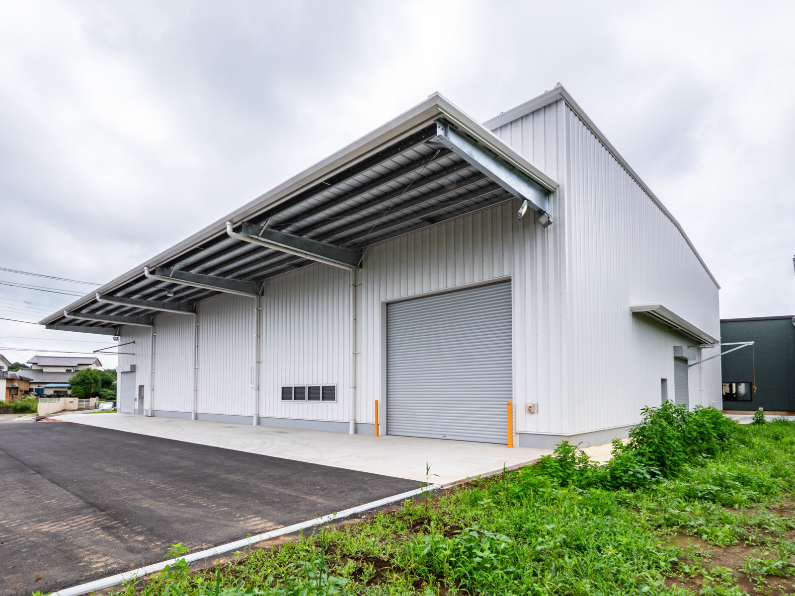 Exterior-4.JPG