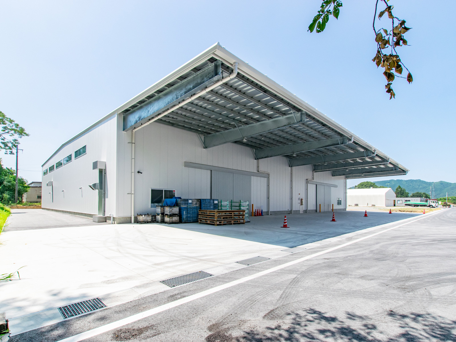 Exterior-5.JPG