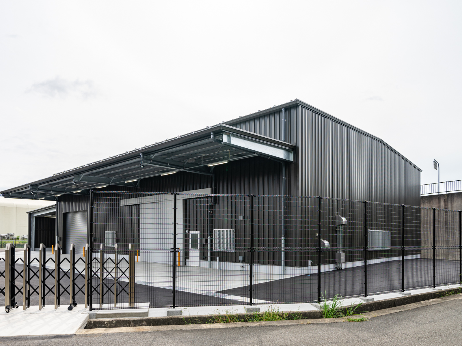 Exterior-5.JPG