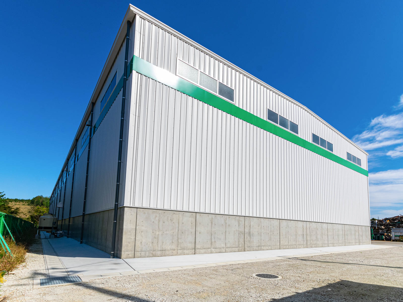 Exterior-5.JPG