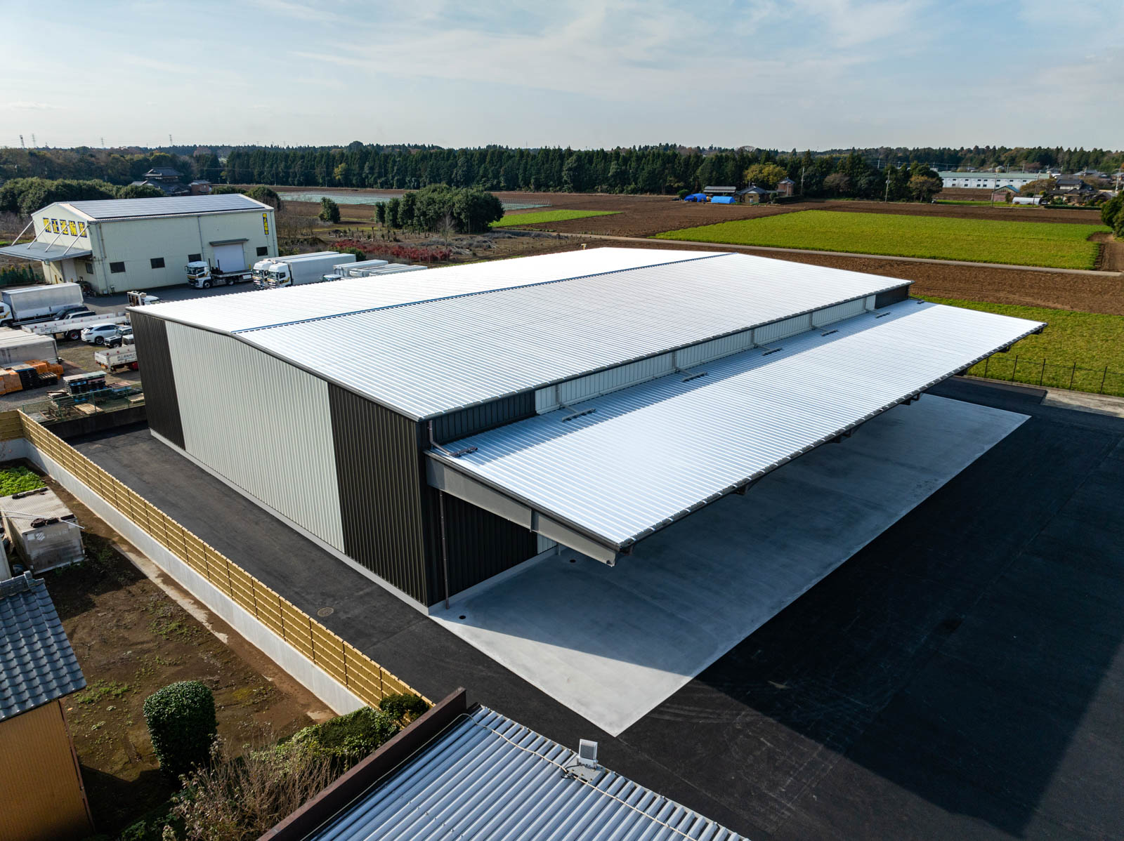 Exterior-4.JPG