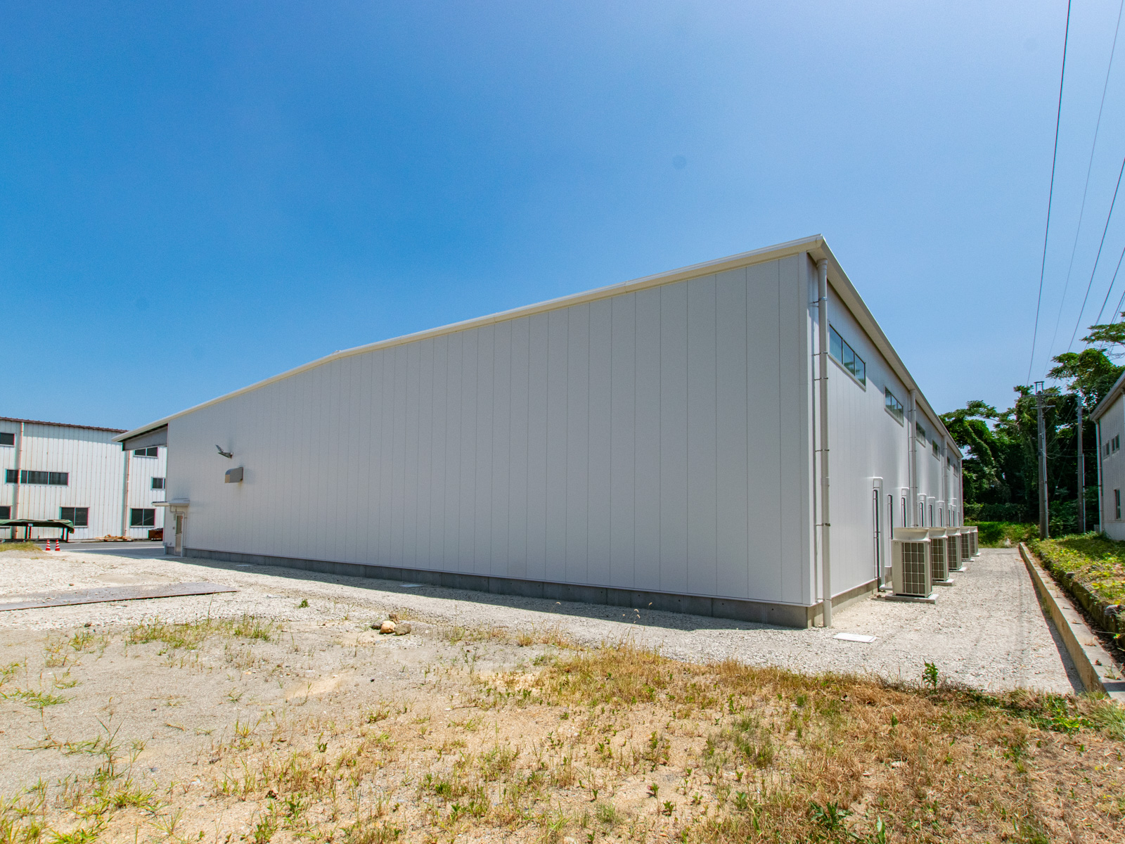 Exterior-3.JPG