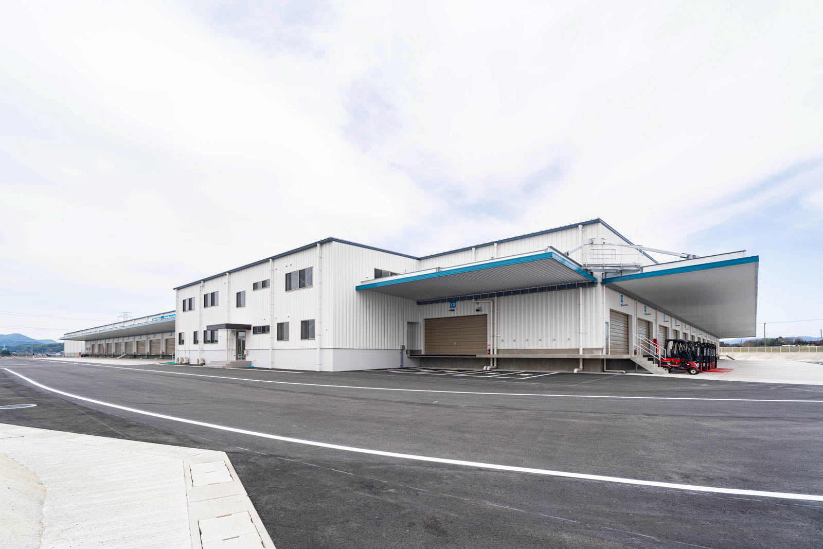 Exterior-5.JPG
