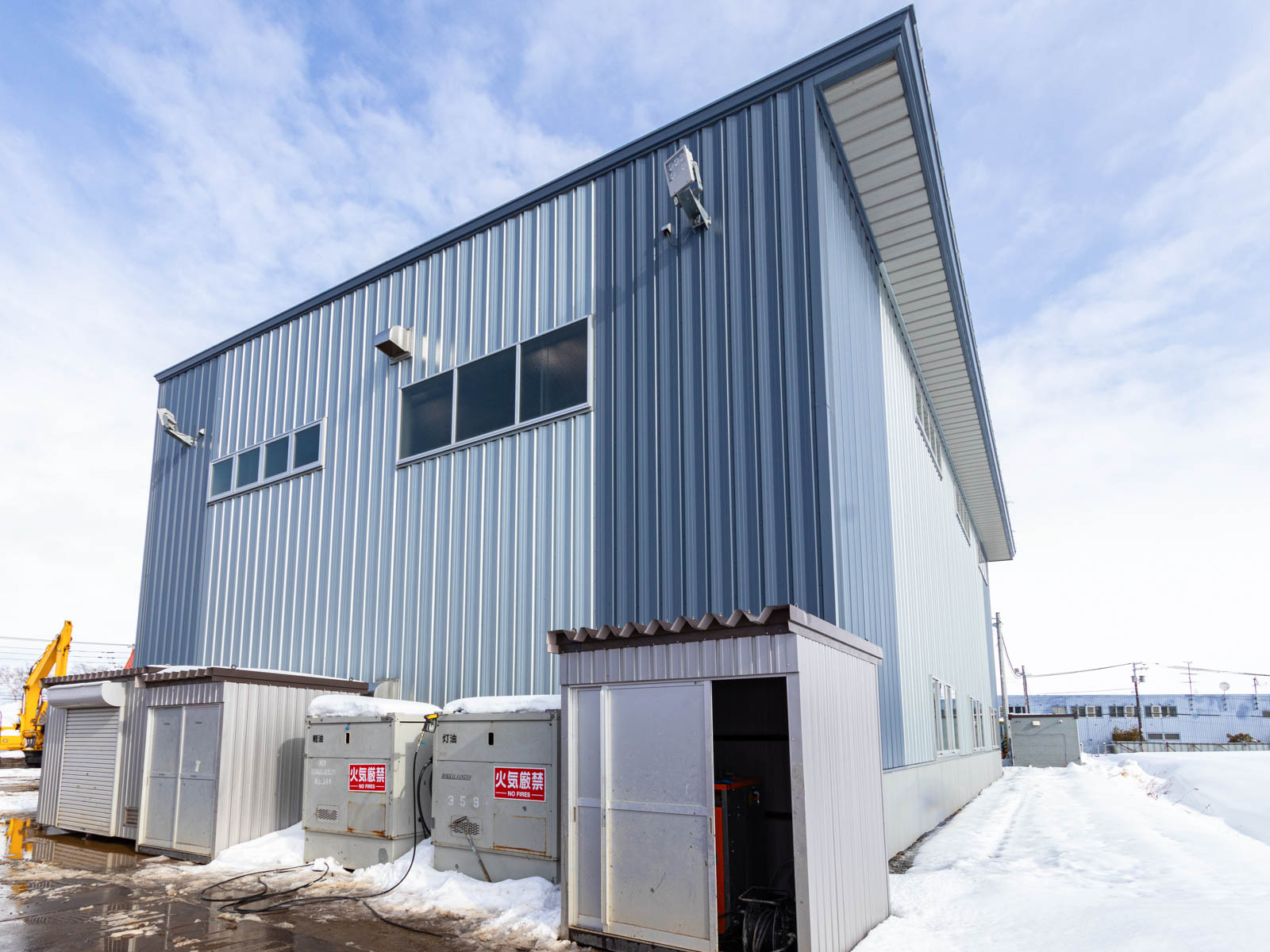 Exterior-5.JPG