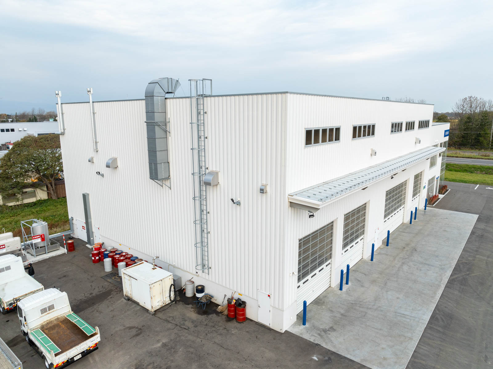 Exterior-4.JPG