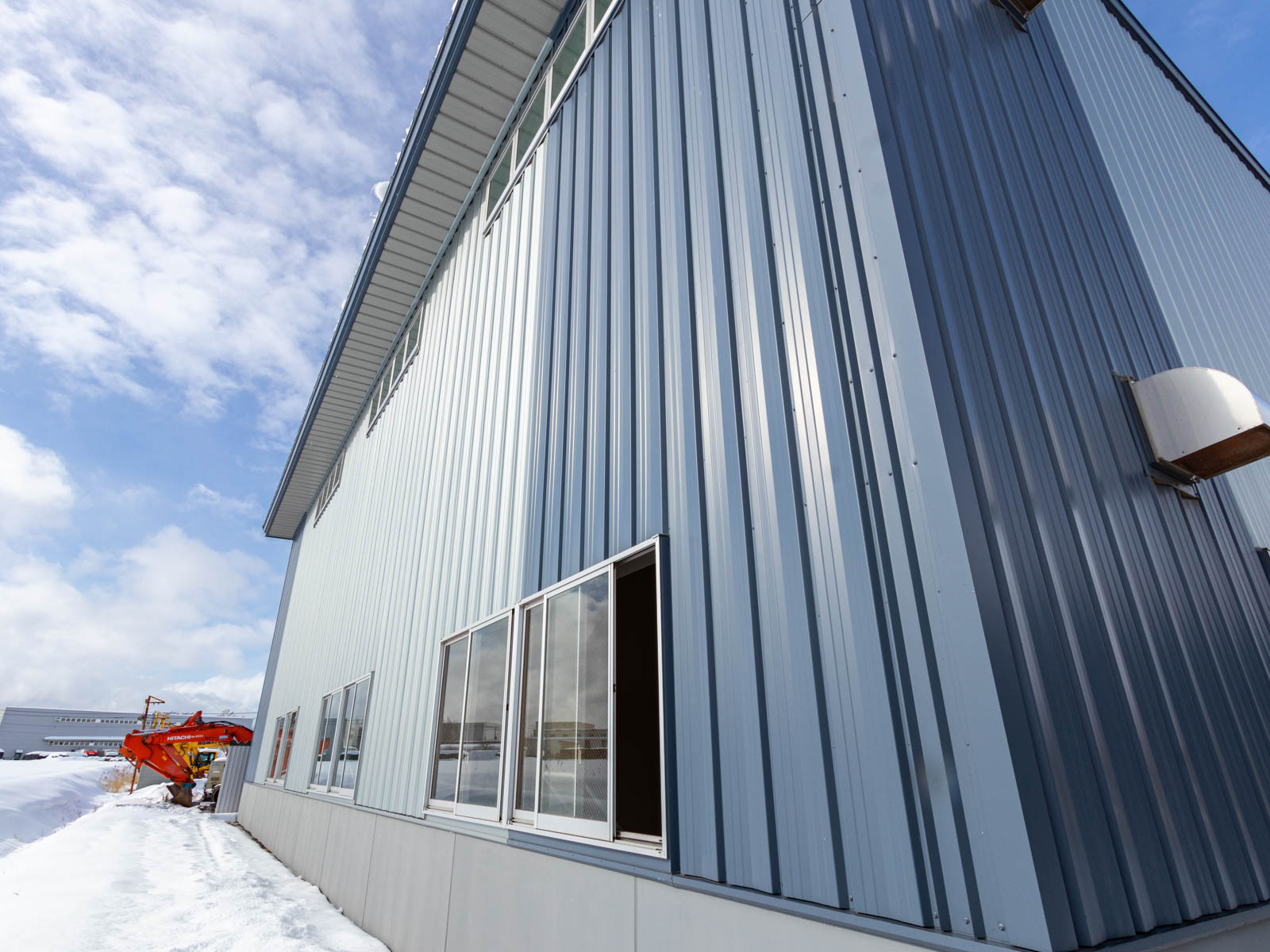 Exterior-5.JPG