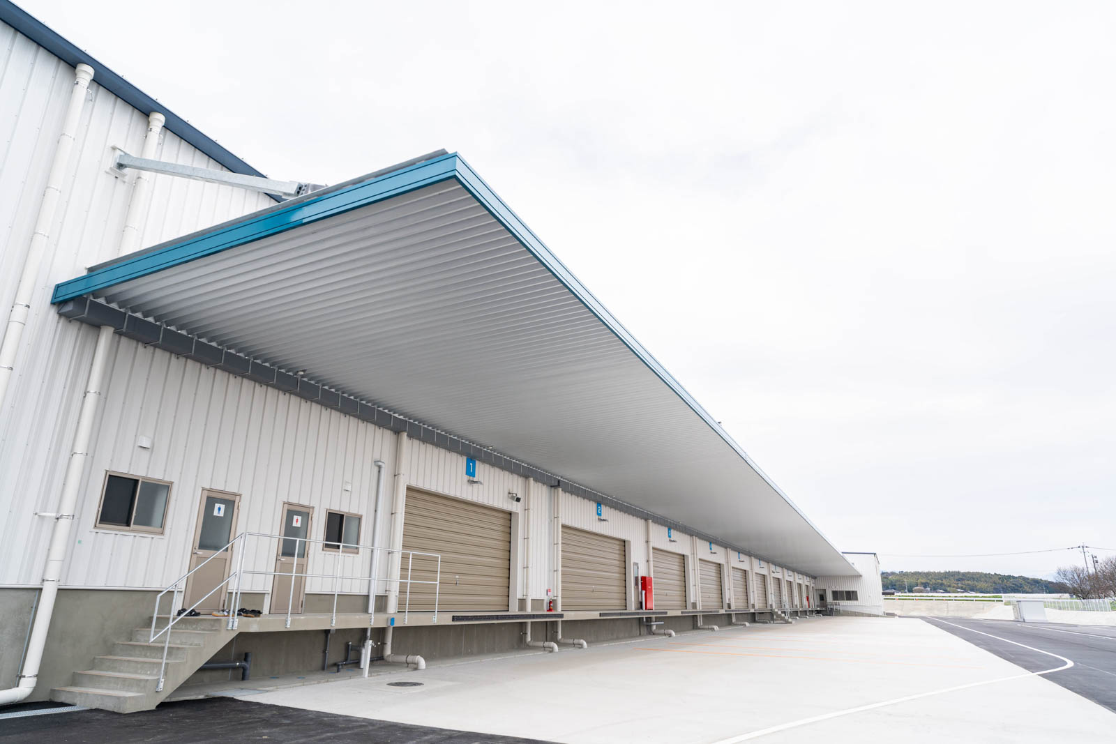 Exterior-5.JPG