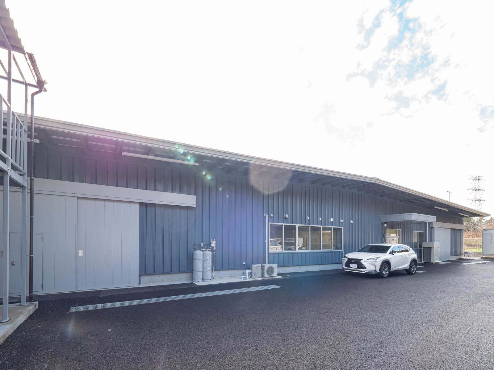 Exterior-5.JPG