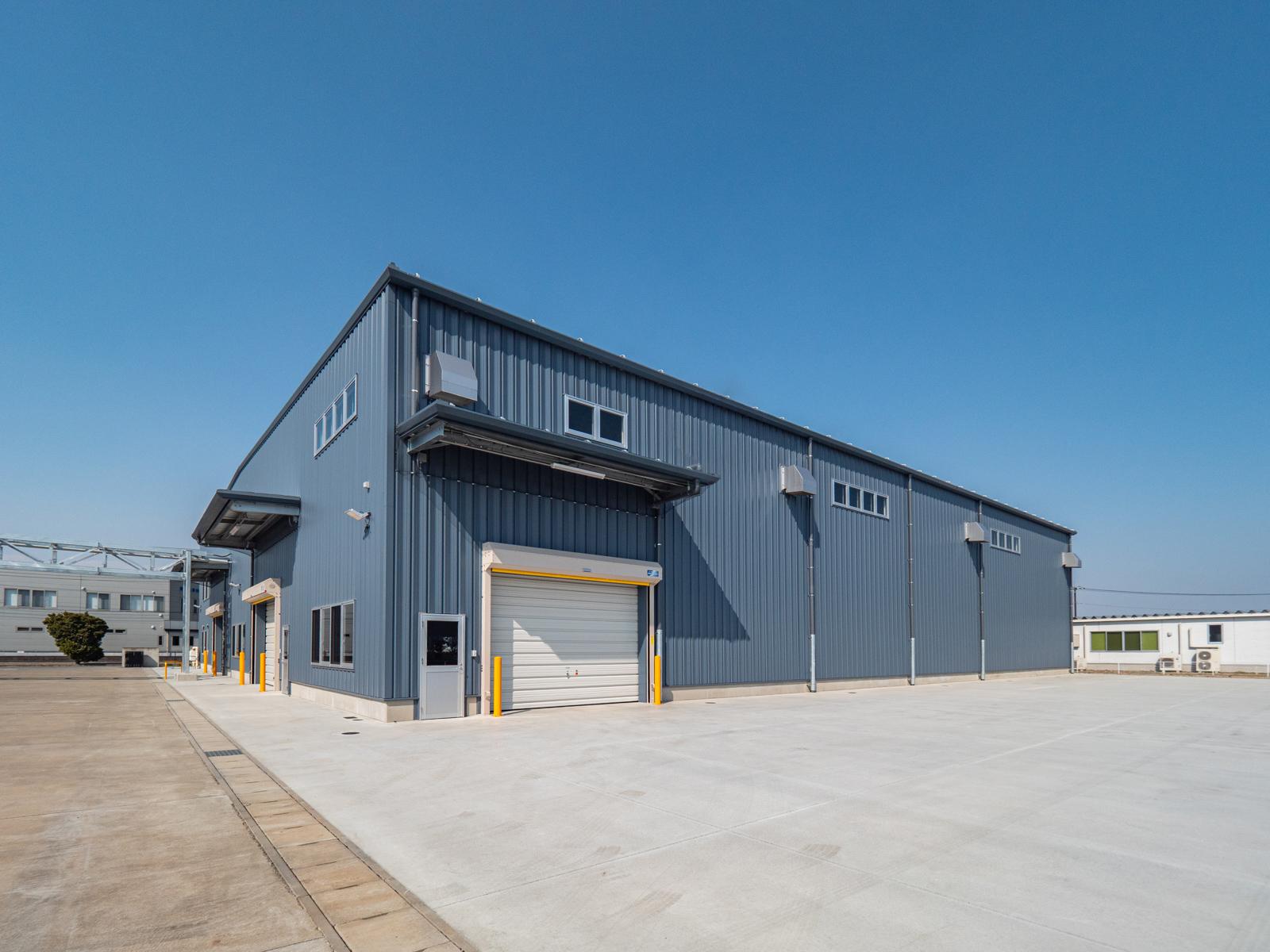 Exterior-4.JPG