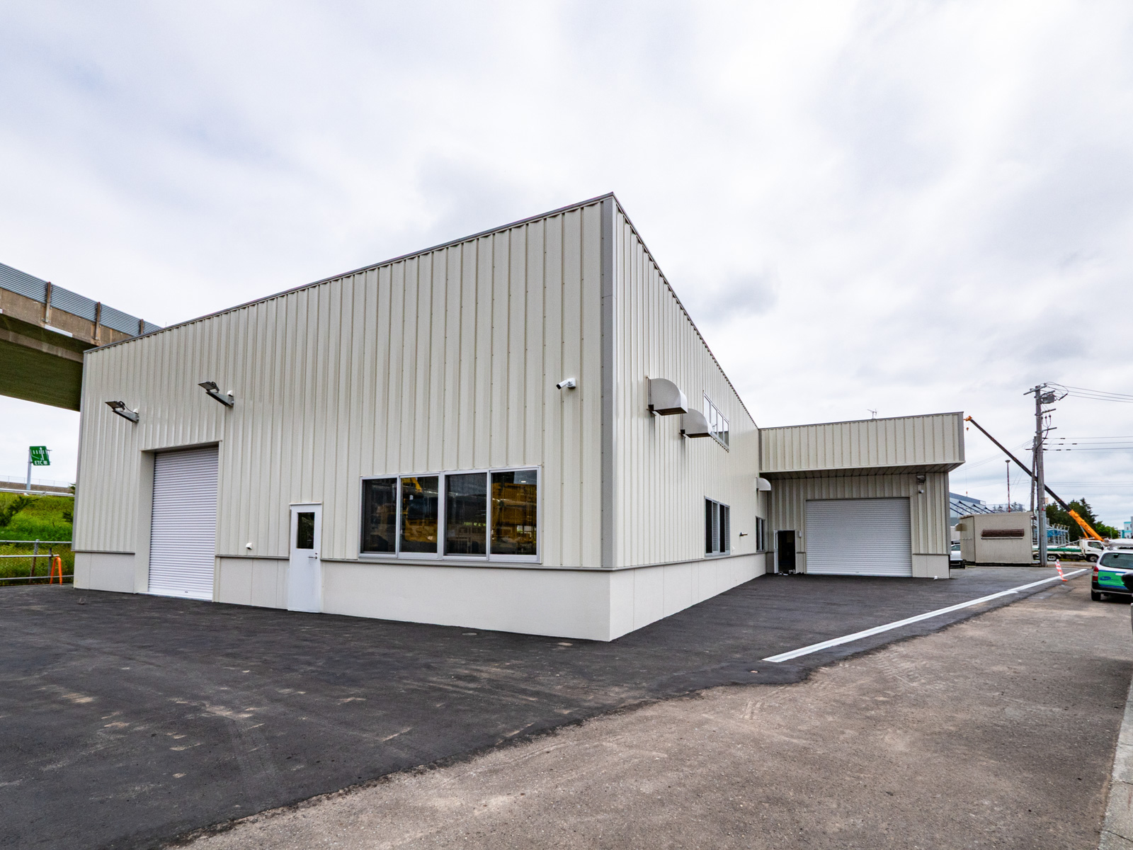 Exterior-3.JPG