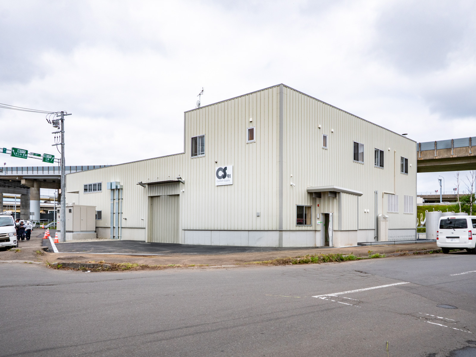 Exterior-5.JPG