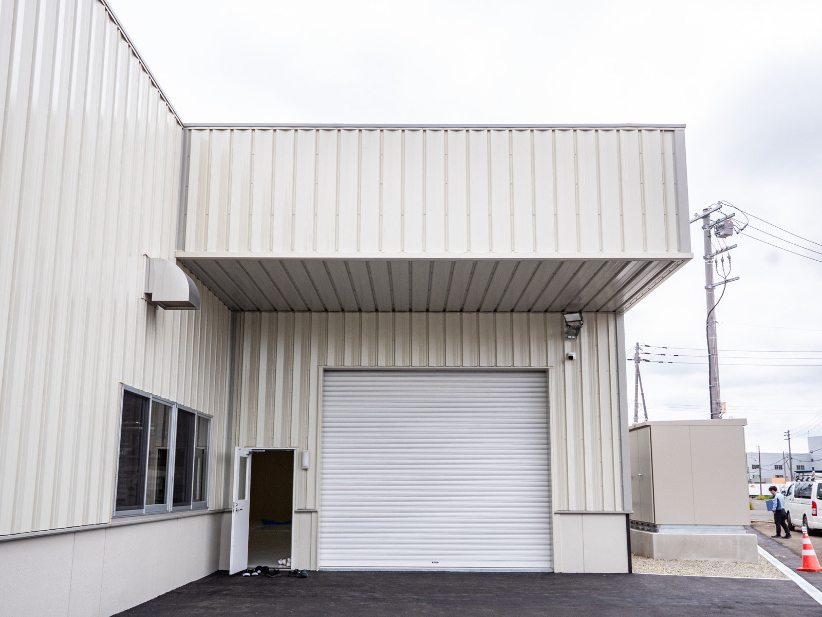 Exterior-5.JPG