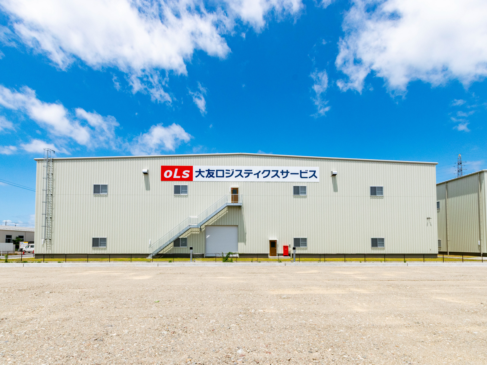 Exterior-5.JPG