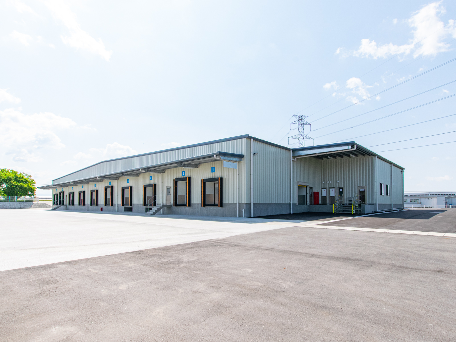 Exterior-5.JPG