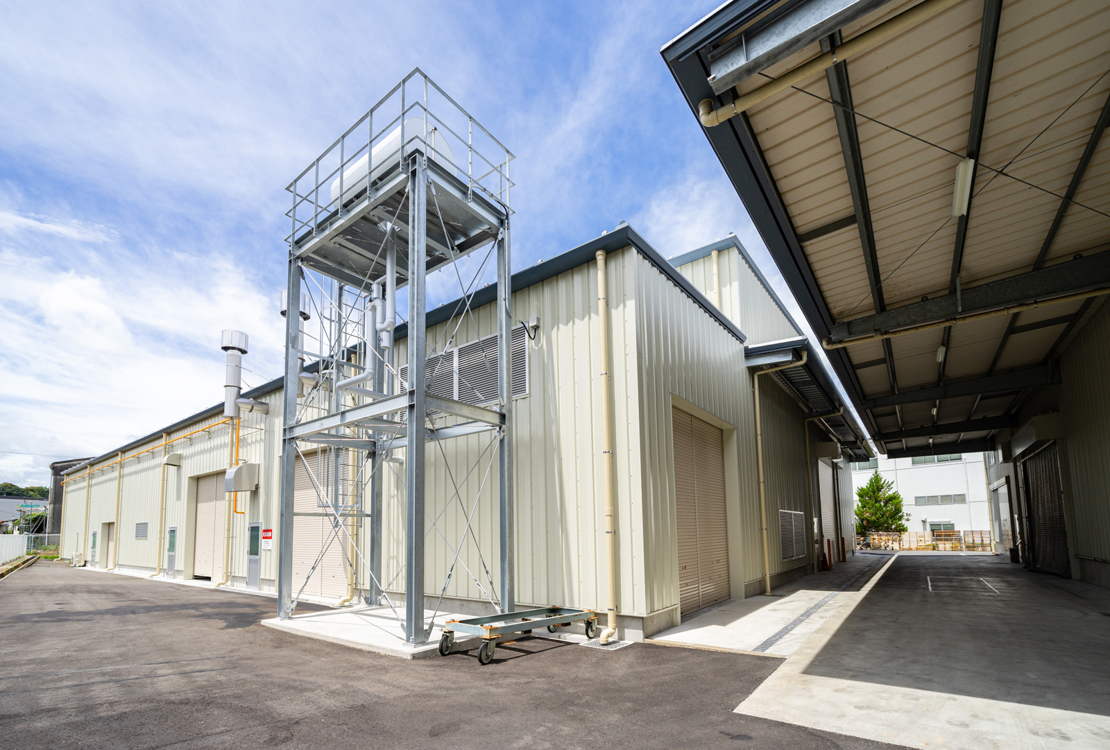 Exterior-4.JPG