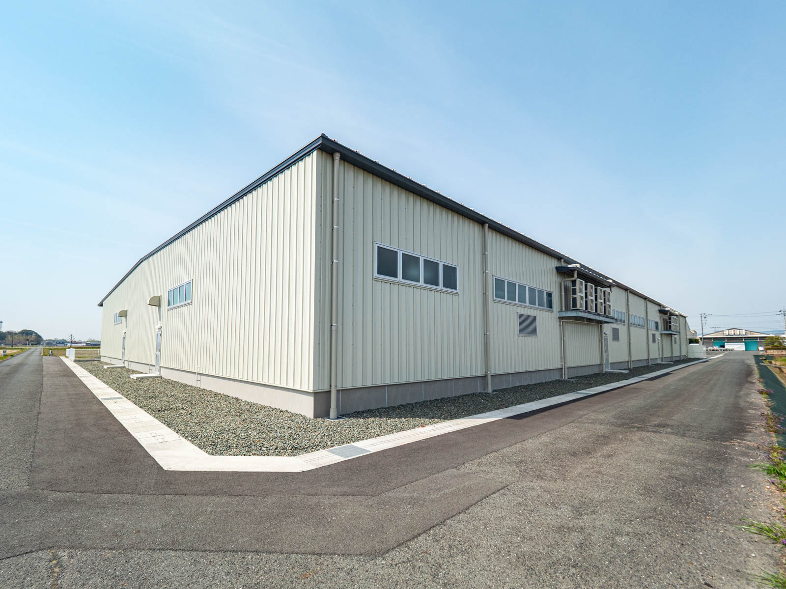Exterior-5.JPG