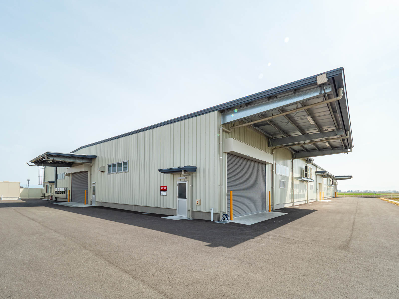 Exterior-5.JPG