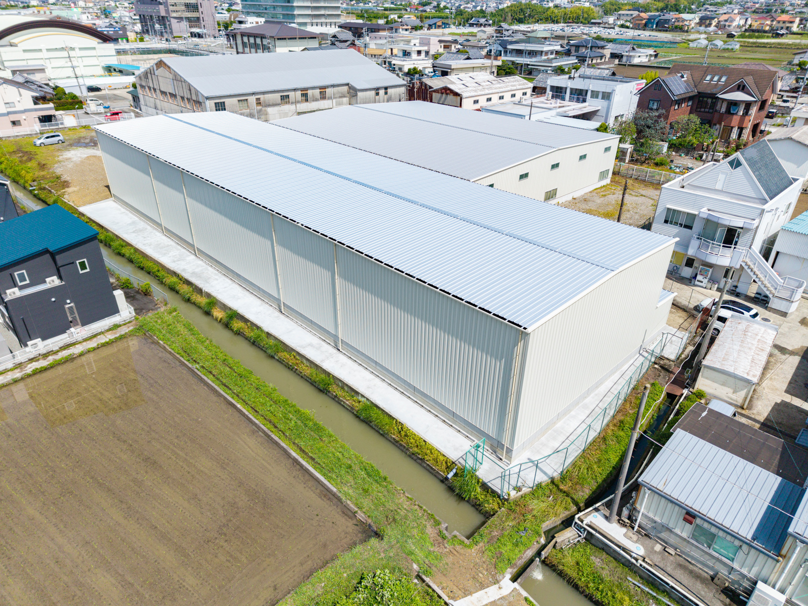 Exterior-3.JPG