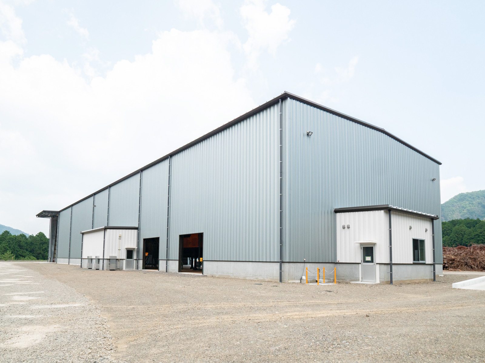 Exterior-5.JPG