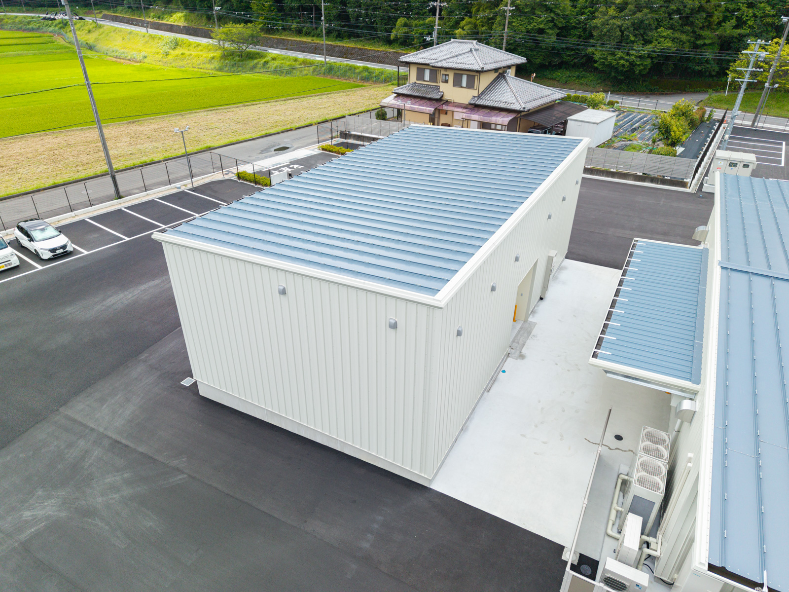 Exterior-4.JPG